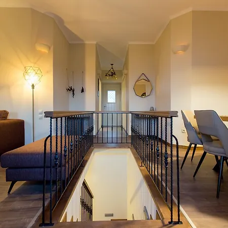 Andromachi By Pelion Esties